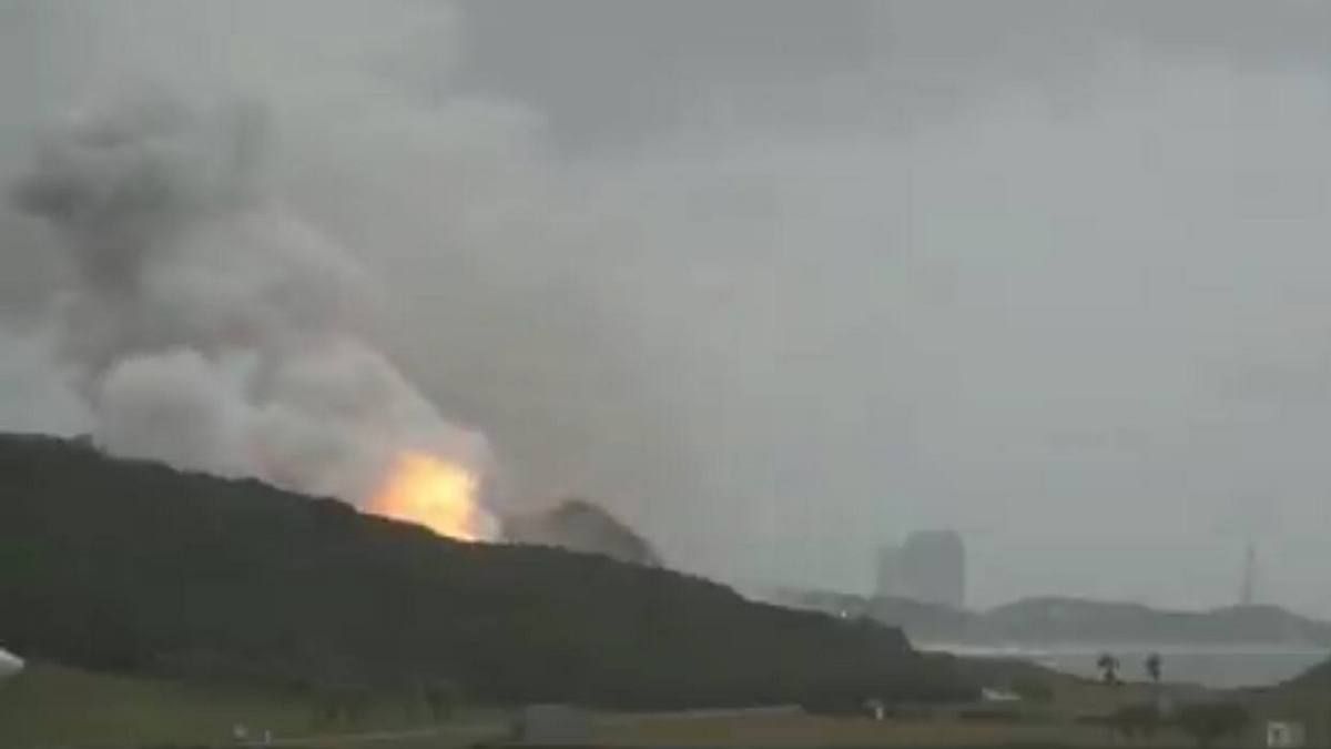 Під час випробувань вибухнула японська космічна ракета Epsilon S Під час випробувань вибухнула японська космічна ракета Epsilon S