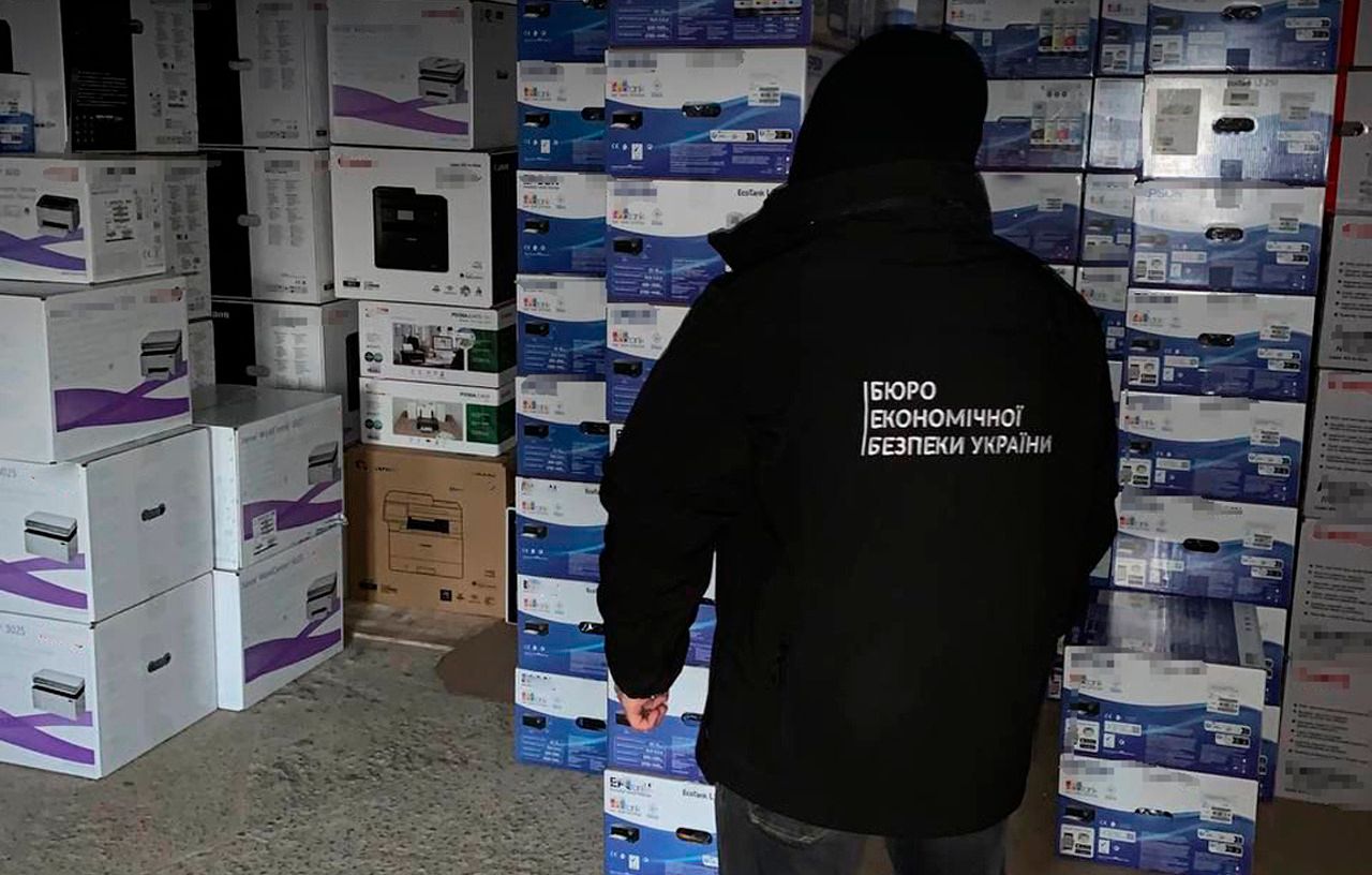 БЕБ викрило контрабандистів комп'ютерної техніки БЕБ викрило контрабандистів комп'ютерної техніки