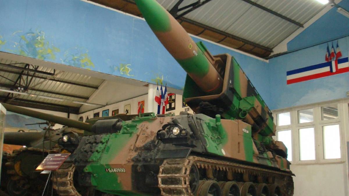 У Парижі хочуть розробити балістичну ракету середньої дальності У Парижі хочуть розробити балістичну ракету середньої дальності