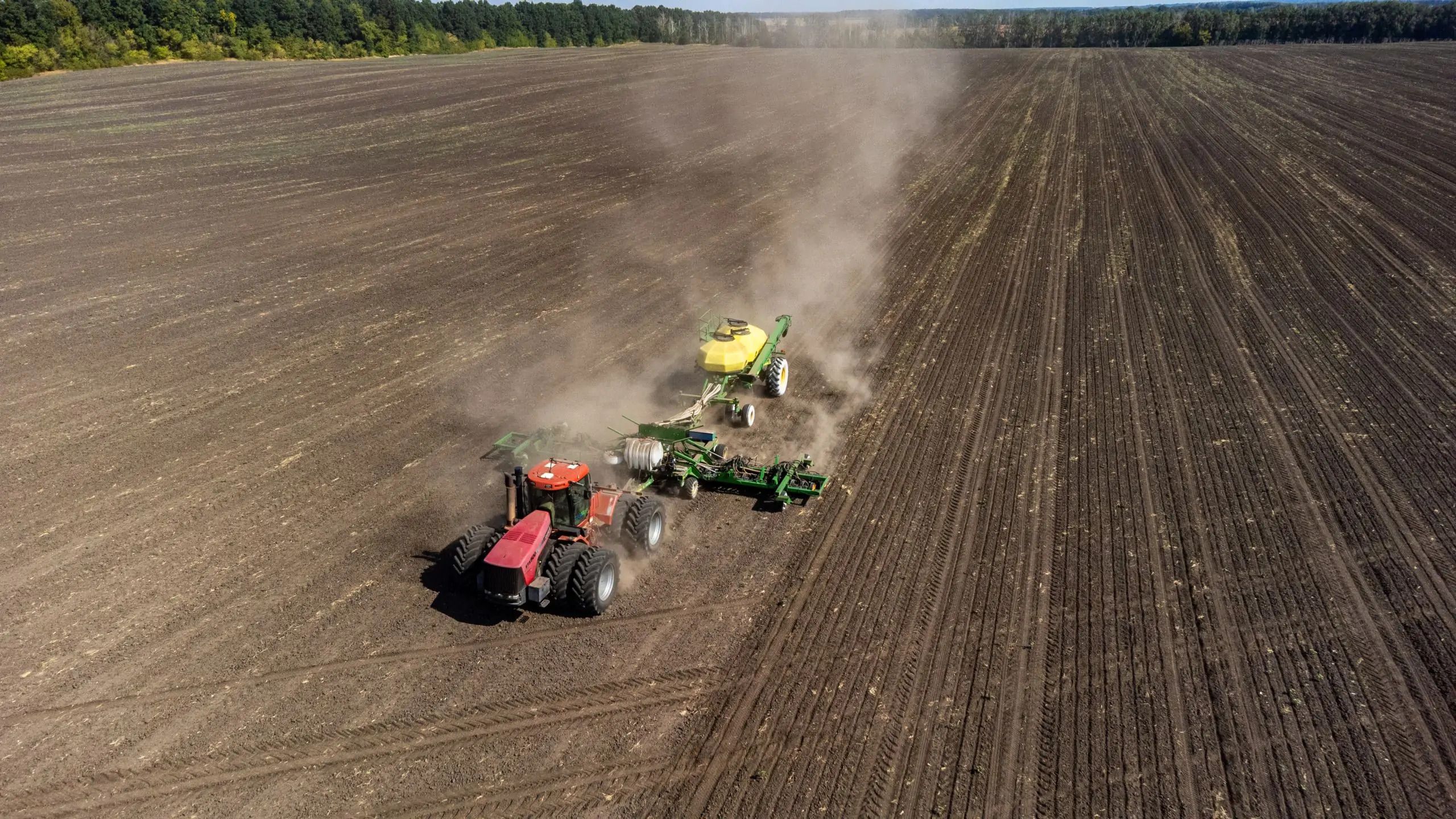 З початку війни закрились понад 1200 агропідприємств