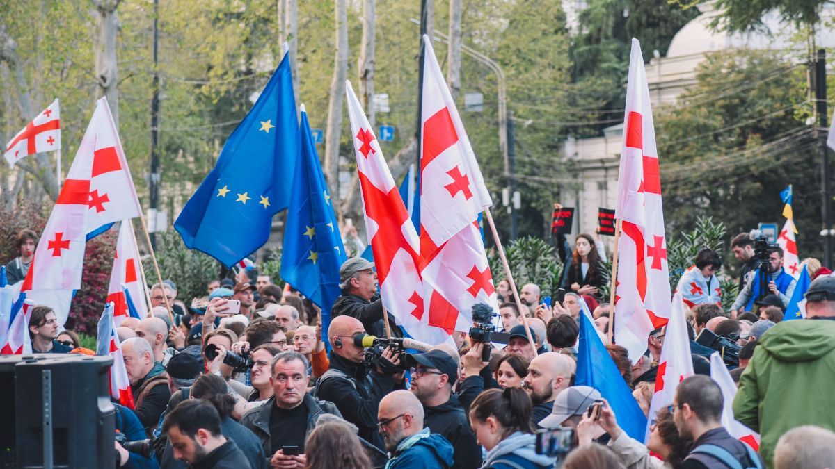 Грузия пока не будет вести переговоры о вступлении в ЕС