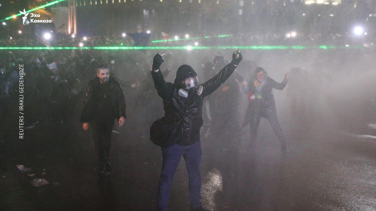 У Грузії внаслідок мітингу багато постраждалих від силовиків