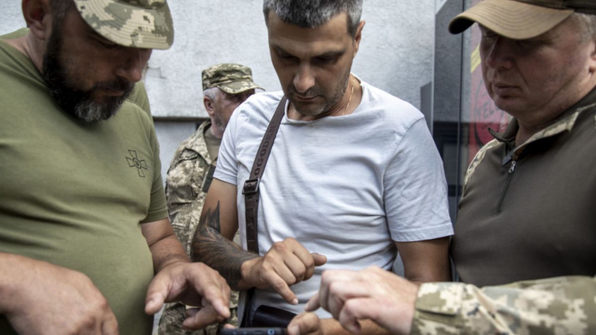 Чи законно доставляти людей з вулиці в ТЦК Чи законно доставляти людей з вулиці в ТЦК