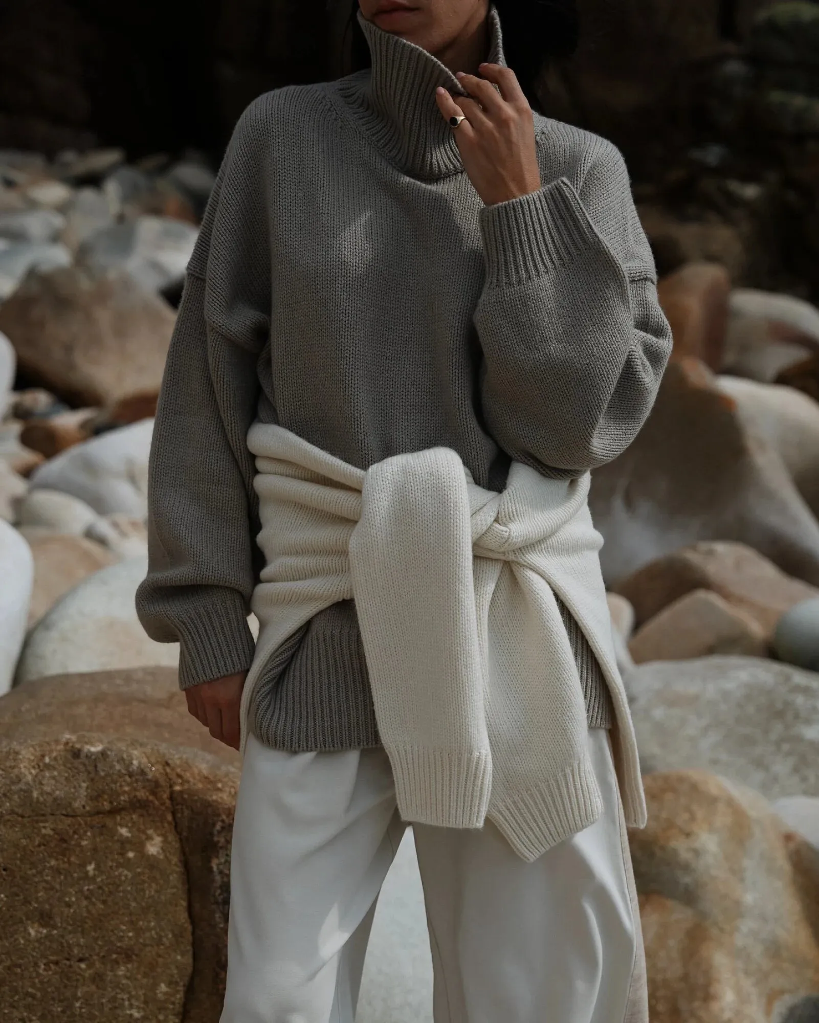 Стильное ношение свитера Стильное ношение свитера