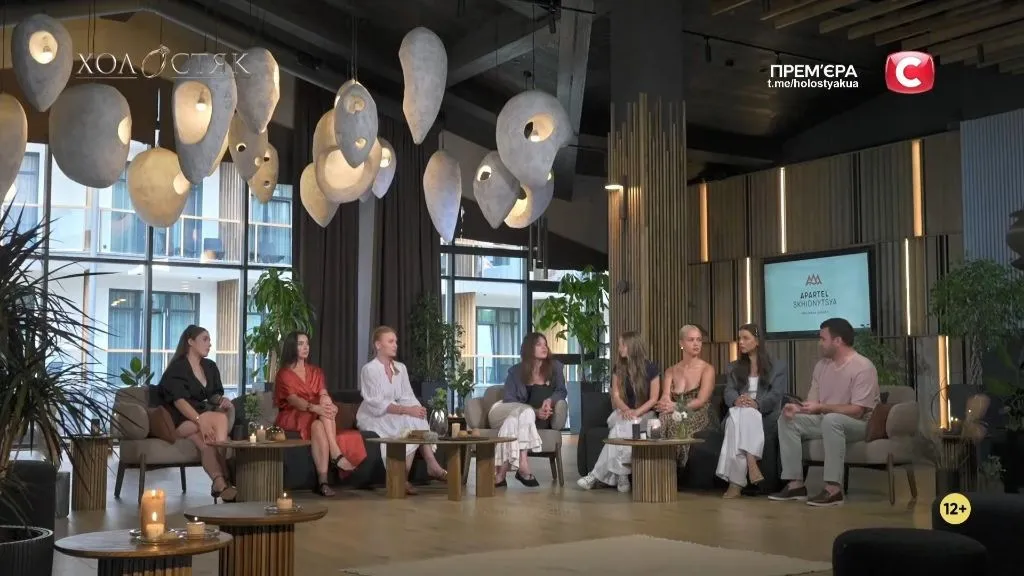 Григорій Решетник та учасниці Холостяка Григорій Решетник та учасниці Холостяка