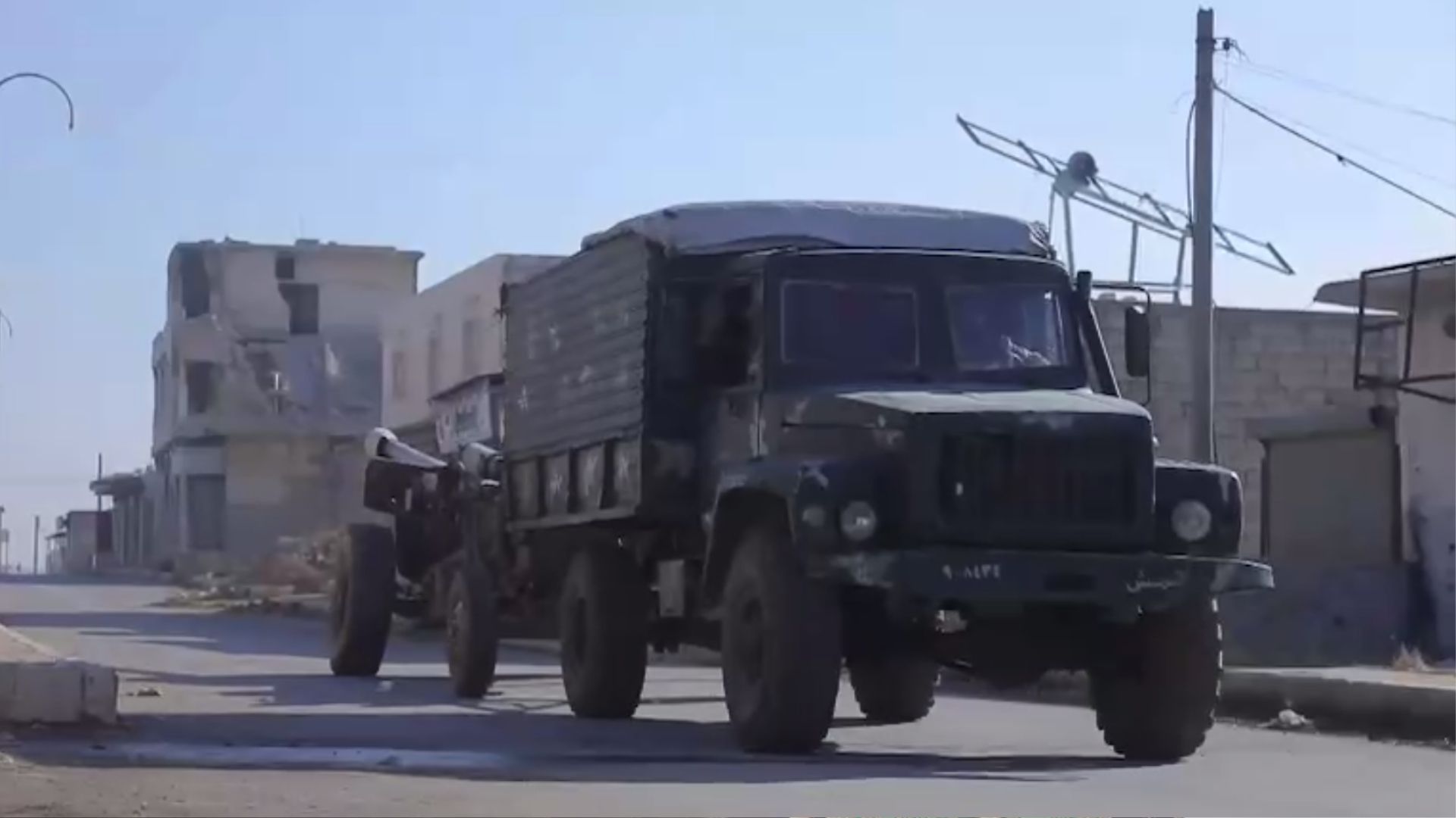 Сирийские повстанцы могли захватить склад российского оружия возле Алеппо Сирийские повстанцы могли захватить склад российского оружия возле Алеппо