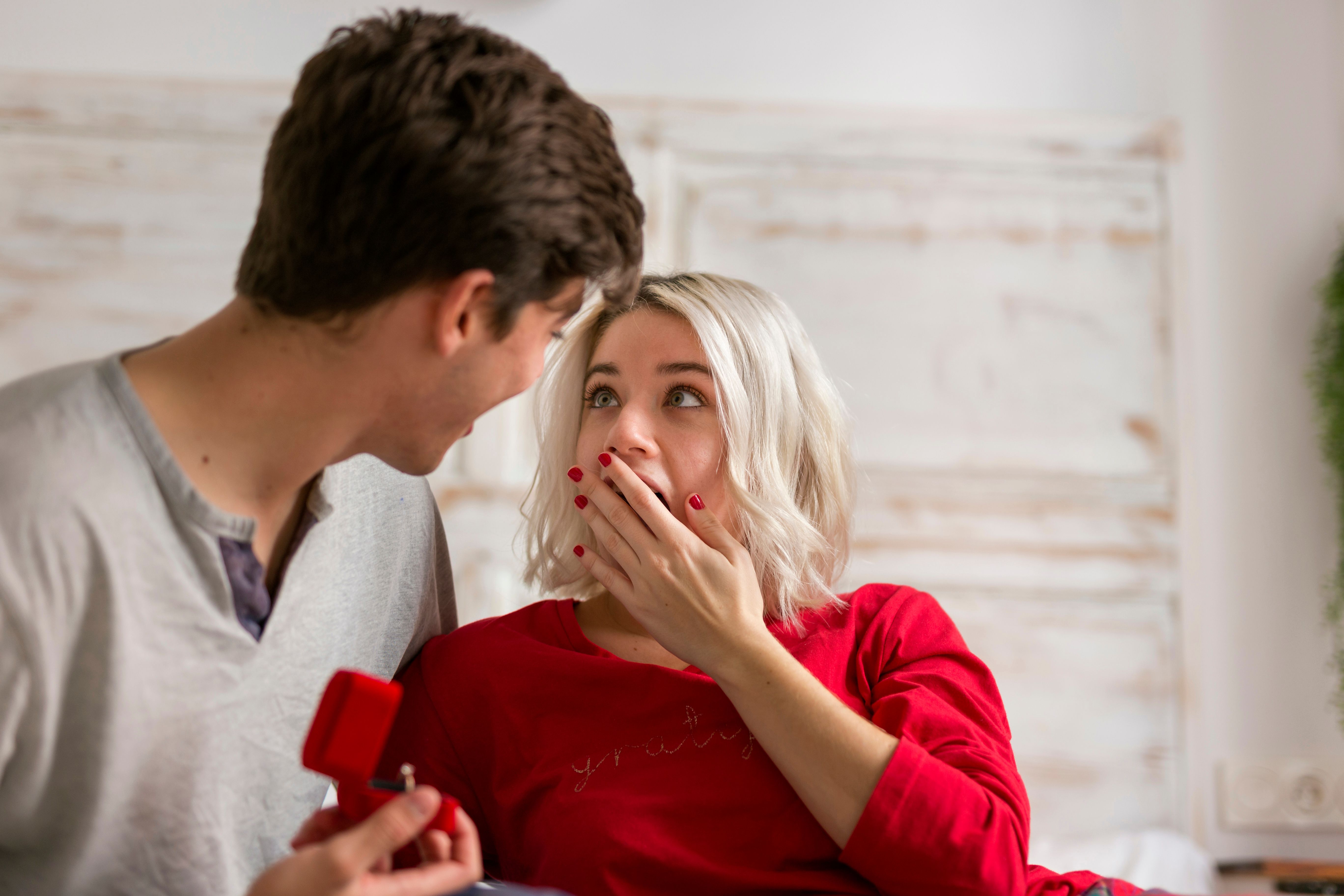 Делаете предложение "руки и сердца"? Делаете предложение "руки и сердца"?