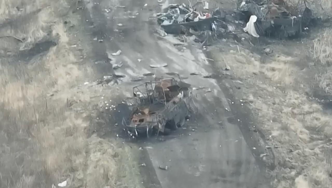 Дорога в Курской области, ставшая ловушкой для российских войск Дорога в Курской области, ставшая ловушкой для российских войск