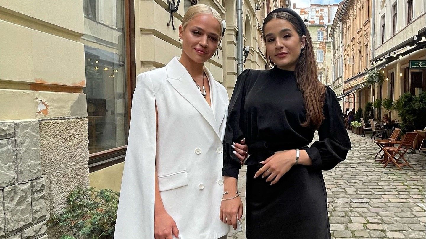 Інна та Юстина Інна та Юстина