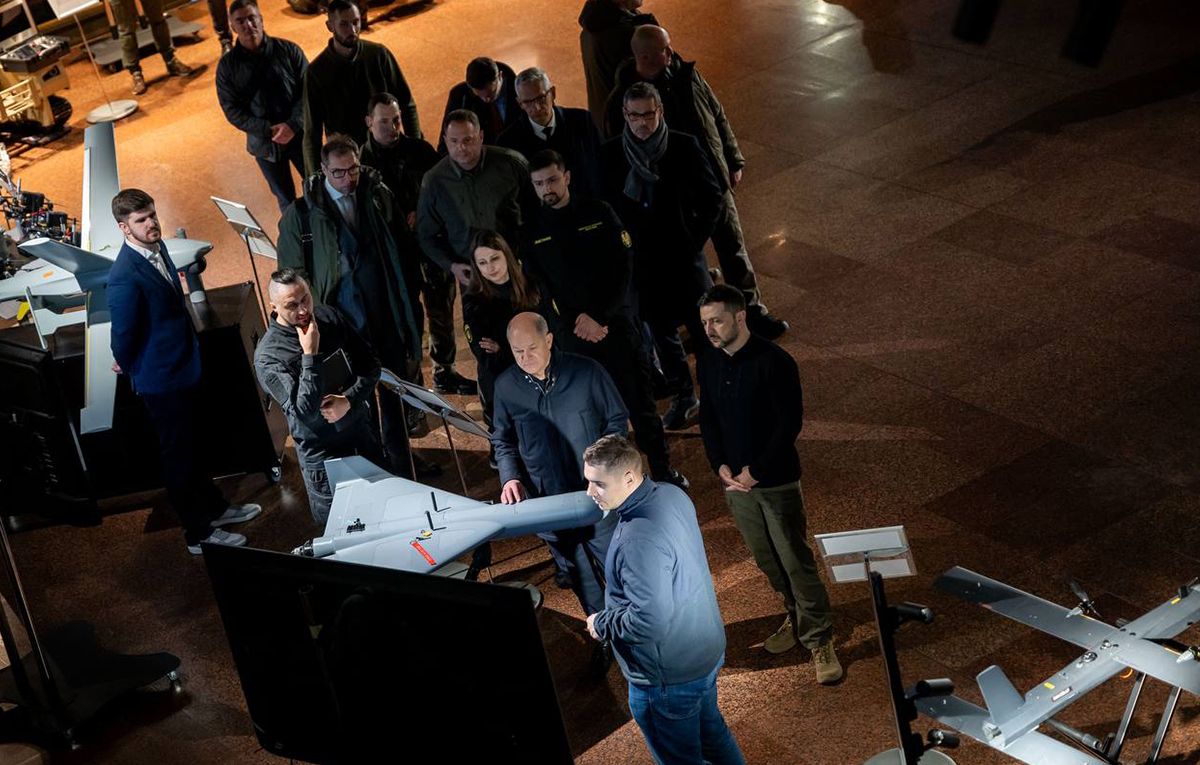 Зеленский и Шольц говорили о гарантиях безопасности для Украины - новости Украины - 24 Канал Зеленский и Шольц говорили о гарантиях безопасности для Украины - новости Украины - 24 Канал