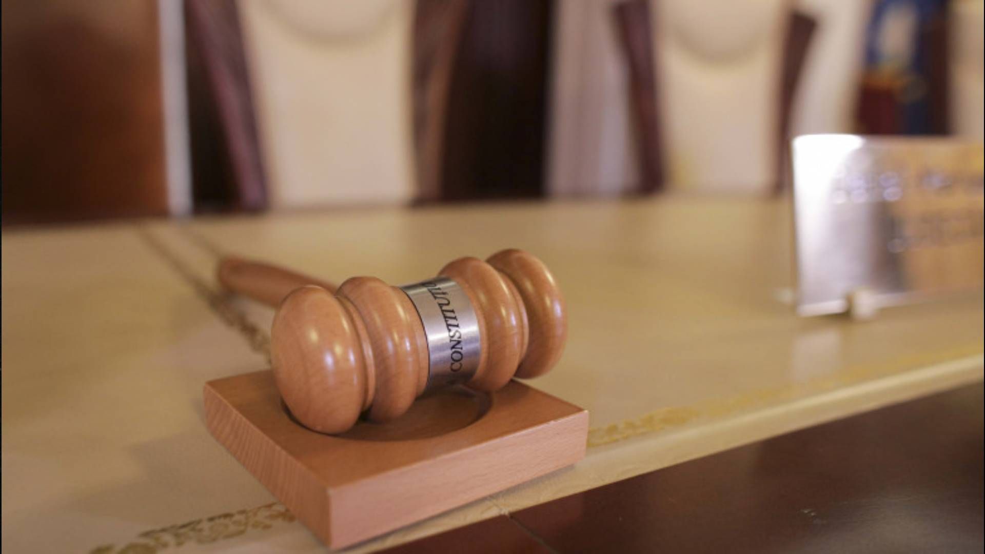 Суд в Румынии признал действительными результаты первого тура президентских выборов Суд в Румынии признал действительными результаты первого тура президентских выборов