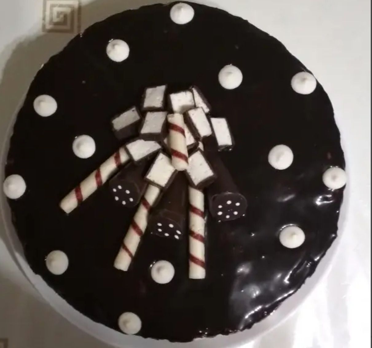 Как сделать торт "Лебединое озеро" Как сделать торт "Лебединое озеро"