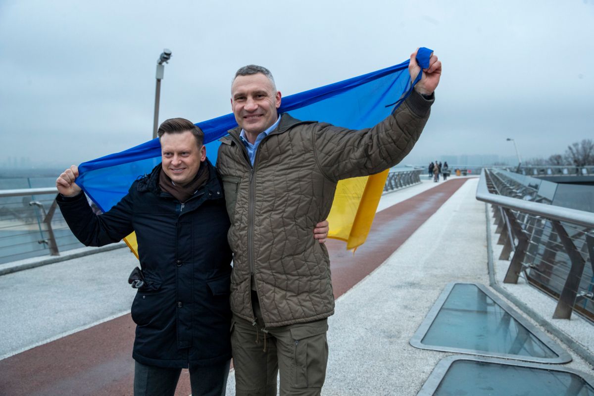 Віталій Кличко зустрівся з мером Парижа - про що говорили політики - 24 Канал Віталій Кличко зустрівся з мером Парижа - про що говорили політики - 24 Канал