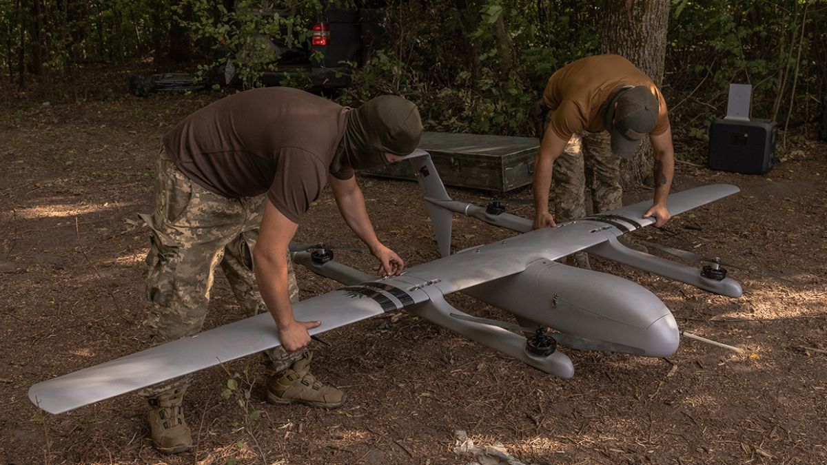 Україна розвиває виробництво дронів Україна розвиває виробництво дронів