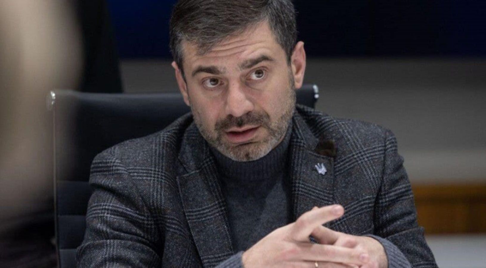 Мають дотримуватися закону, –Лубінець про проблеми з видачею паспортів для 18-річних за кордоном - 24 Канал Мають дотримуватися закону, –Лубінець про проблеми з видачею паспортів для 18-річних за кордоном - 24 Канал