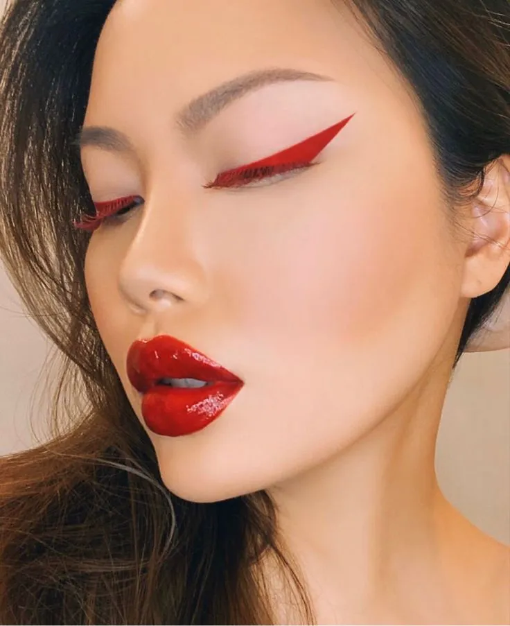 Цветные стрелки красиво смотрятся на Новый год Цветные стрелки красиво смотрятся на Новый год