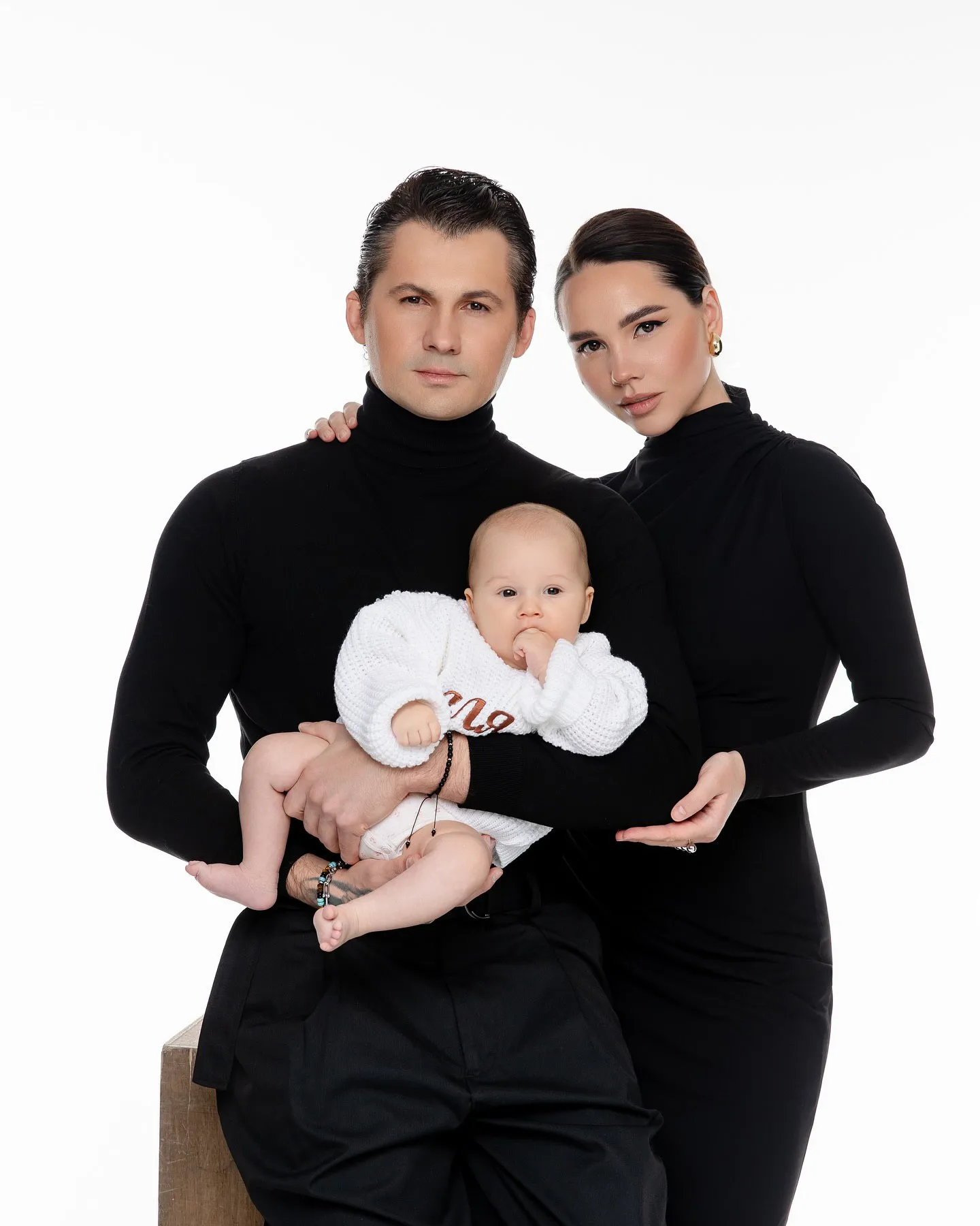 Євгеній Кот з дружиною та донькою Євгеній Кот з дружиною та донькою