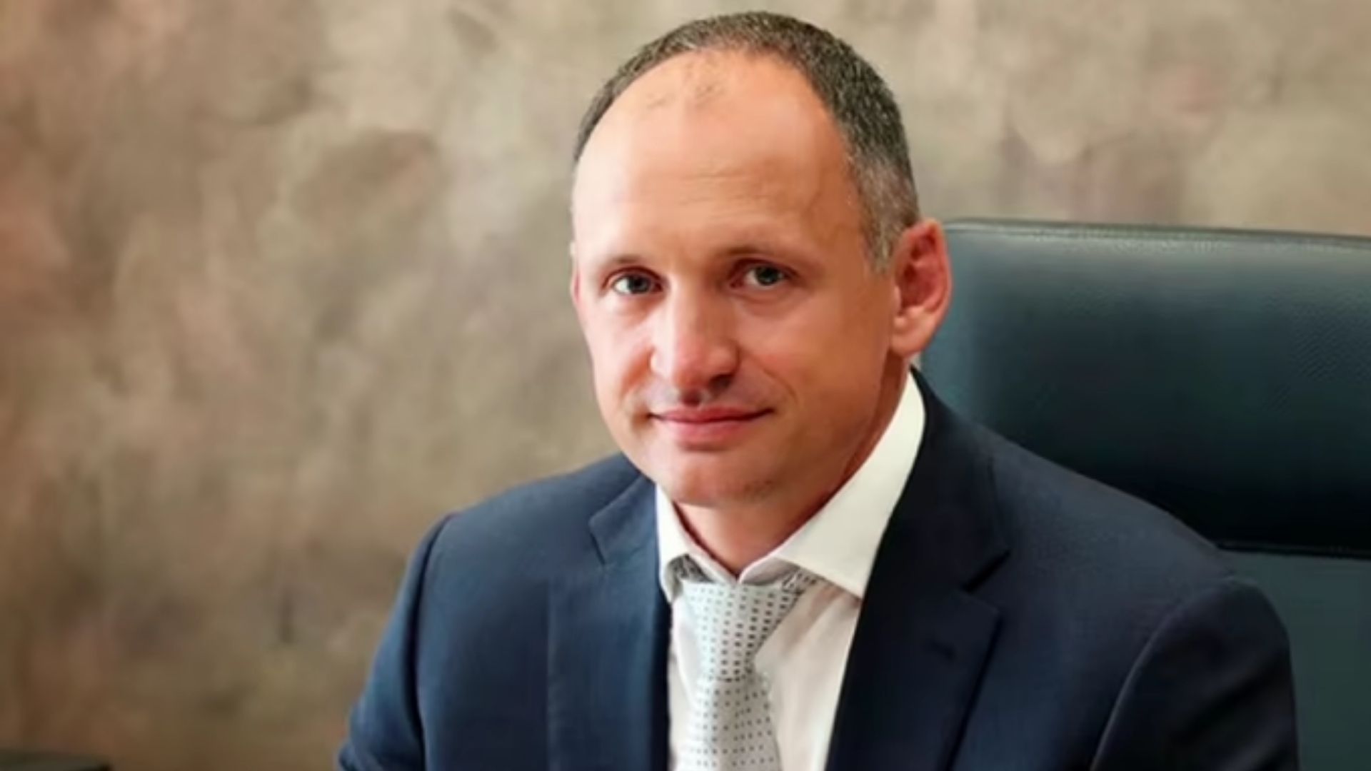 Олег Татаров Олег Татаров