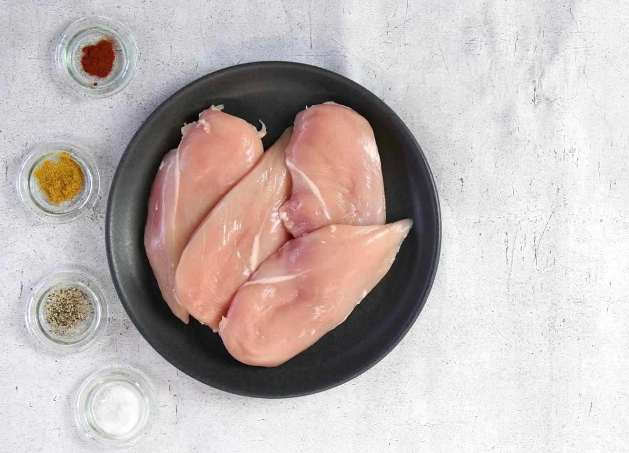 Почему куриная грудка получилась сухой: 2 самые распространенные ошибки - Новости Вкусно Почему куриная грудка получилась сухой: 2 самые распространенные ошибки - Новости Вкусно