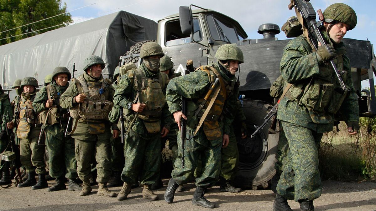 BBC проаналізувала тактику "м'ясних штурмів" Росії на фронті BBC проаналізувала тактику "м'ясних штурмів" Росії на фронті