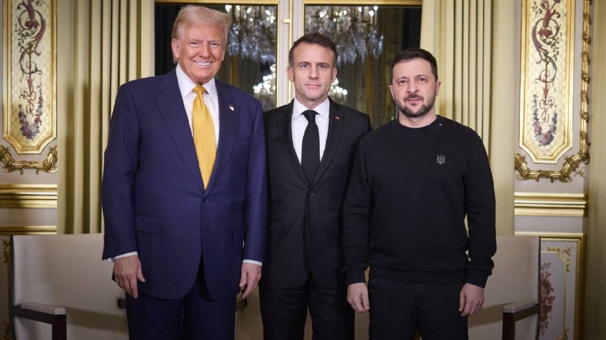 Зеленський у Парижі вперше зустрівся із Трампом як президентом США Зеленський у Парижі вперше зустрівся із Трампом як президентом США