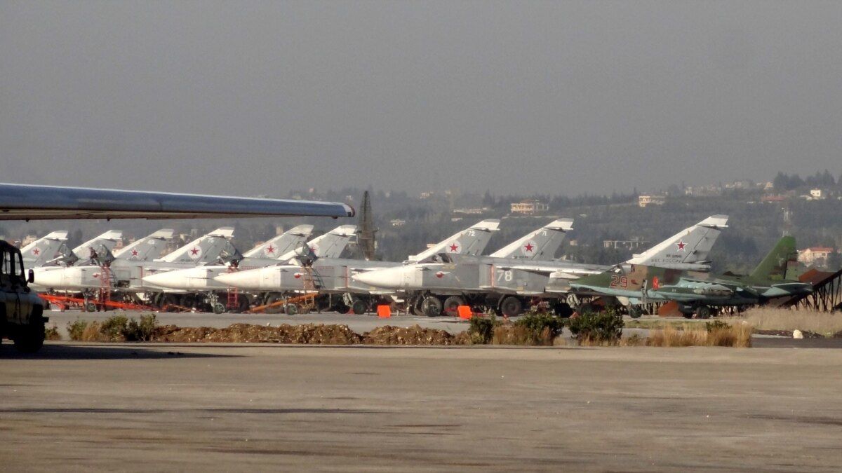 Сирийская оппозиция вошла в города, где были российские военные базы