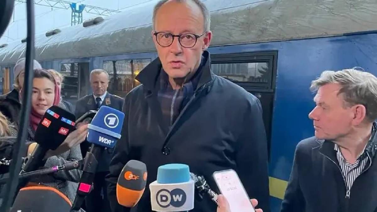 Мерц прибыл в Киев, чтобы узнать о потребностях Украины для противостояния России Мерц прибыл в Киев, чтобы узнать о потребностях Украины для противостояния России