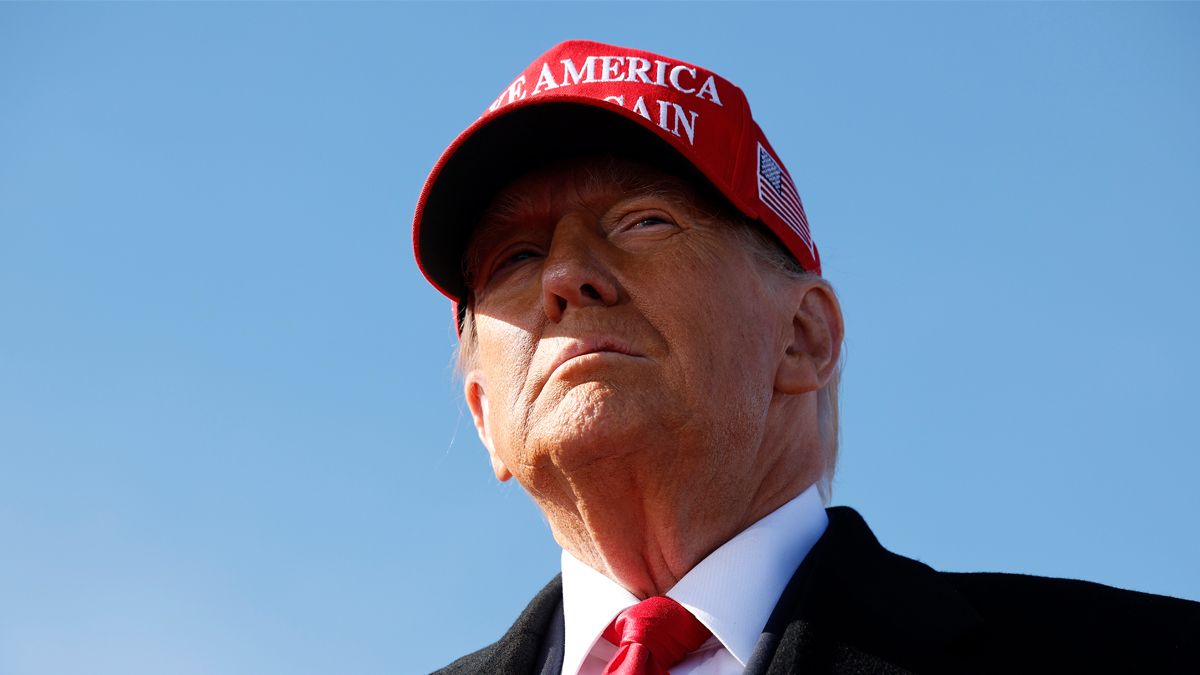 Трамп прошелся по России Трамп прошелся по России