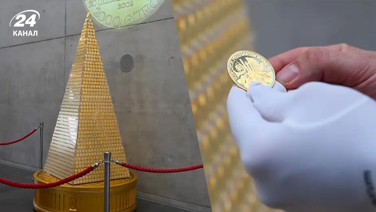 Найдорожчу ялинку з чистого золота встановили у Німеччині - фото Найдорожчу ялинку з чистого золота встановили у Німеччині - фото