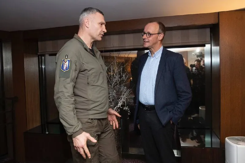 Мер Києва Віталій Кличко зустрівся з кандидатом на посаду канцлера Німеччини Фрідріхом Мерцом Мер Києва Віталій Кличко зустрівся з кандидатом на посаду канцлера Німеччини Фрідріхом Мерцом