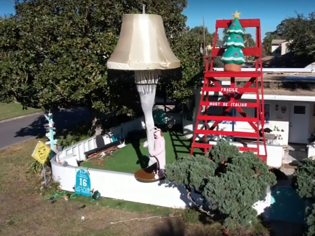 Мужчина изготовил декор собственноручно Мужчина изготовил декор собственноручно