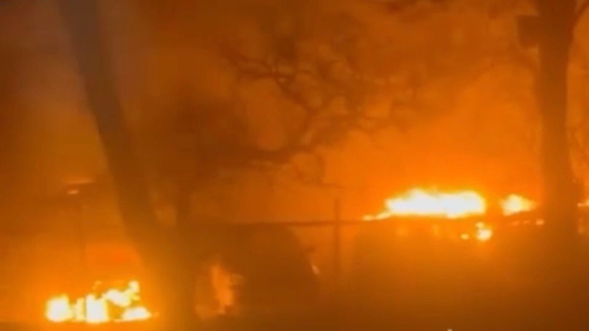 Атака на Таганрог ракет або БпЛА 11 грудня - де були вибухи та пожежа - 24 Канал Атака на Таганрог ракет або БпЛА 11 грудня - де були вибухи та пожежа - 24 Канал