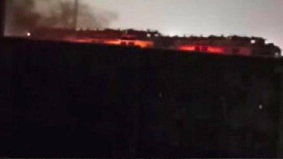 У Брянську горіли магістральні тепловози У Брянську горіли магістральні тепловози