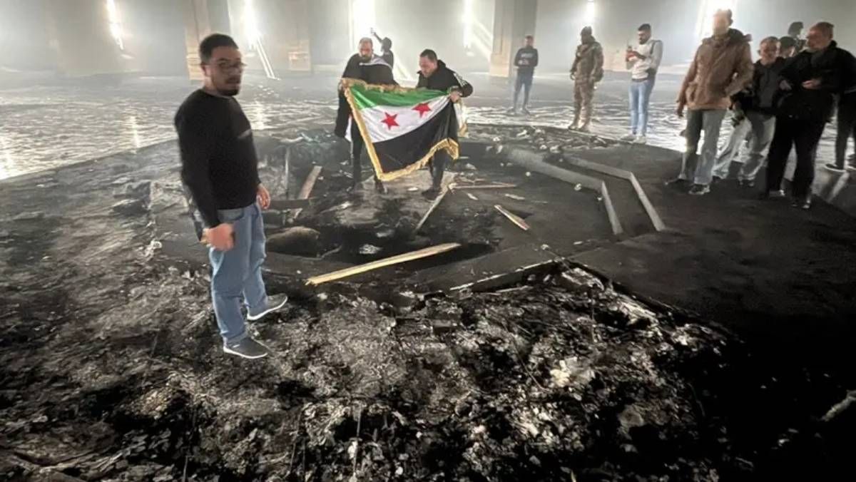 Пожар в склепе Хафеза Асада Пожар в склепе Хафеза Асада