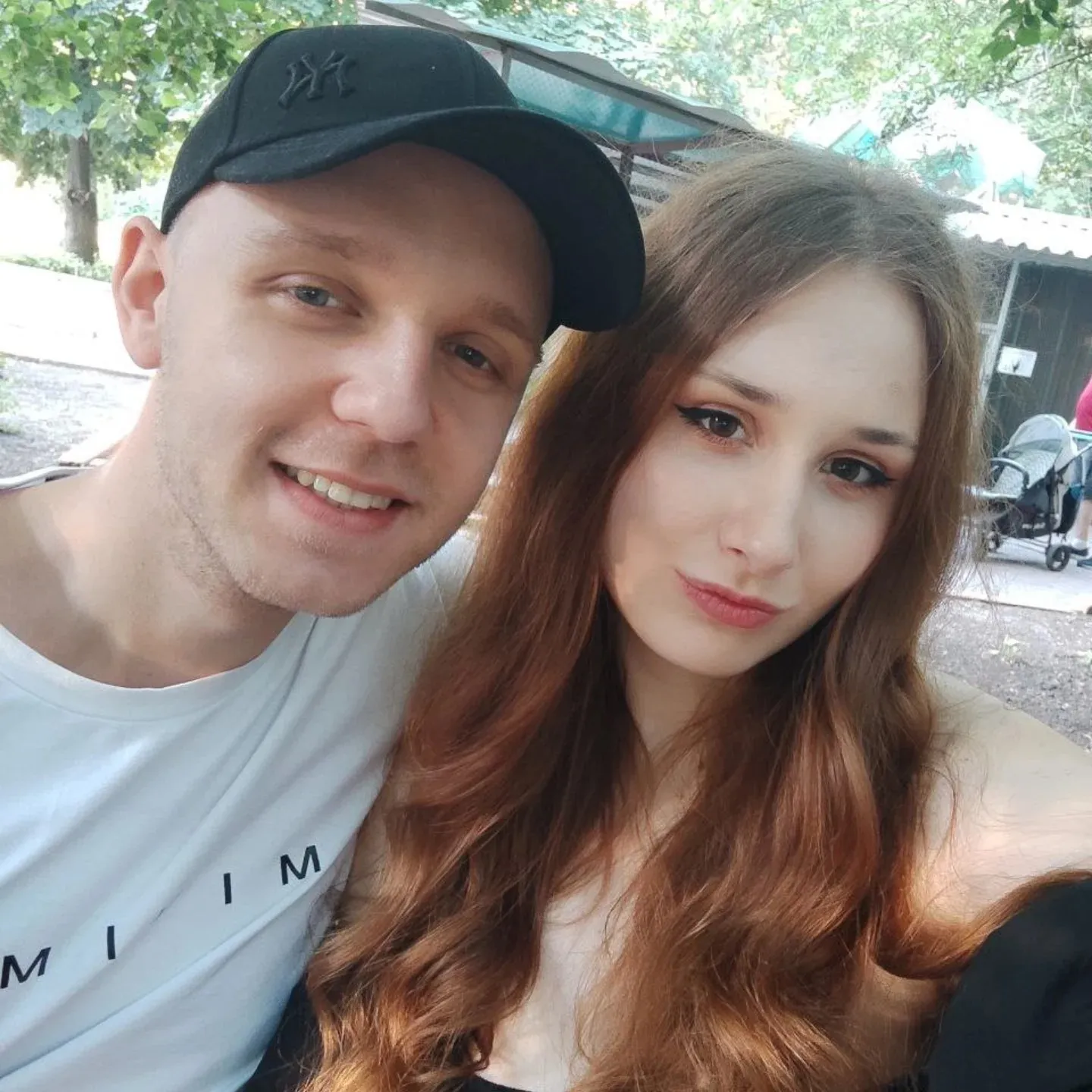 Лиза вместе с парнем Александром