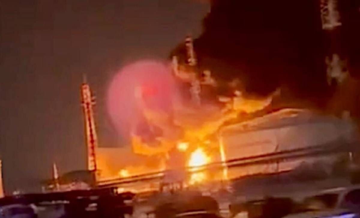 Удар по нафтовому терміналу в Орлі Удар по нафтовому терміналу в Орлі