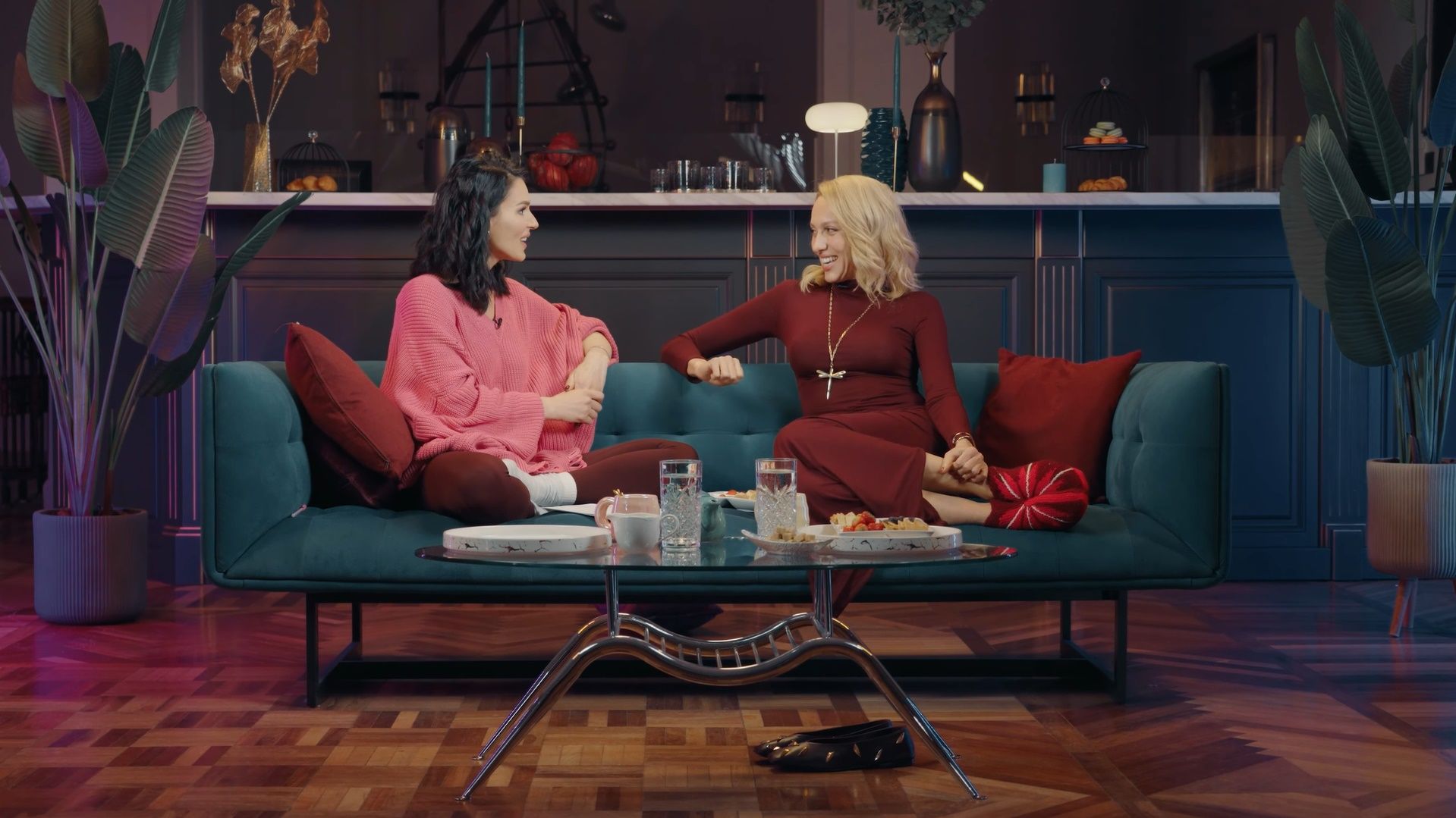 Маша Єфросиніна та Оля Полякова Маша Єфросиніна та Оля Полякова