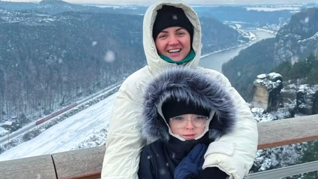 Оля Цибульская с сыном Оля Цибульская с сыном