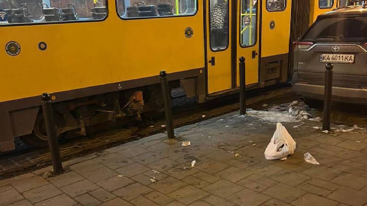 У Львові чоловік потрапив під трамвай У Львові чоловік потрапив під трамвай