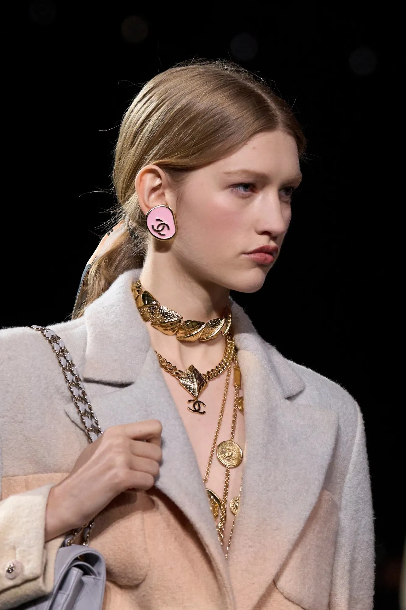 Стильні прикраси на 2025 рік Стильні прикраси на 2025 рік