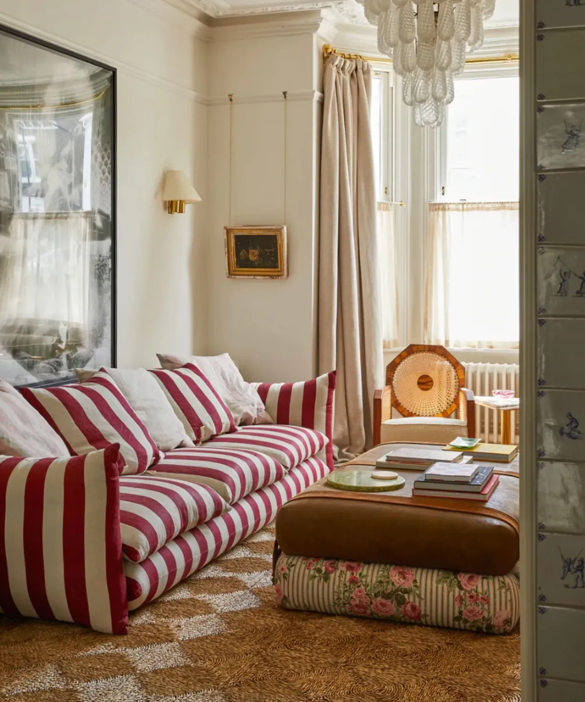 червоний диван червоний диван