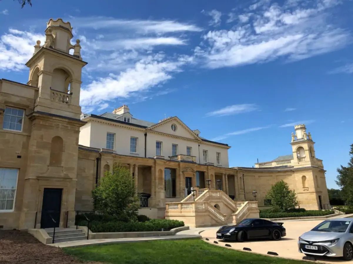 Под имением Черчиллей расположен уникальный буднкер - что там особенного - Недвижимость Под имением Черчиллей расположен уникальный буднкер - что там особенного - Недвижимость