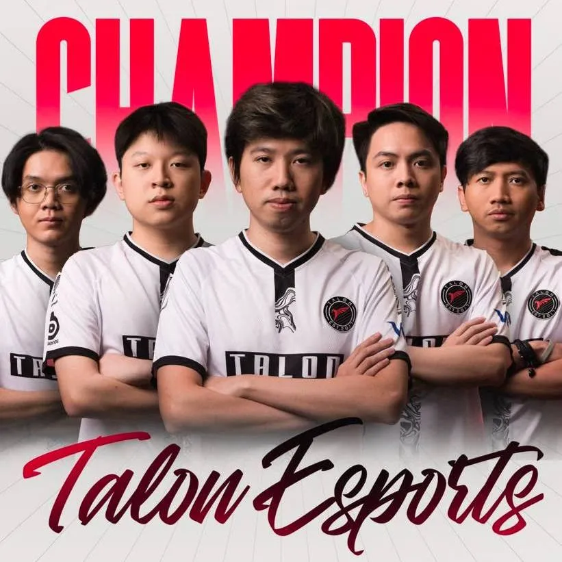 Команда Talon Esports Команда Talon Esports