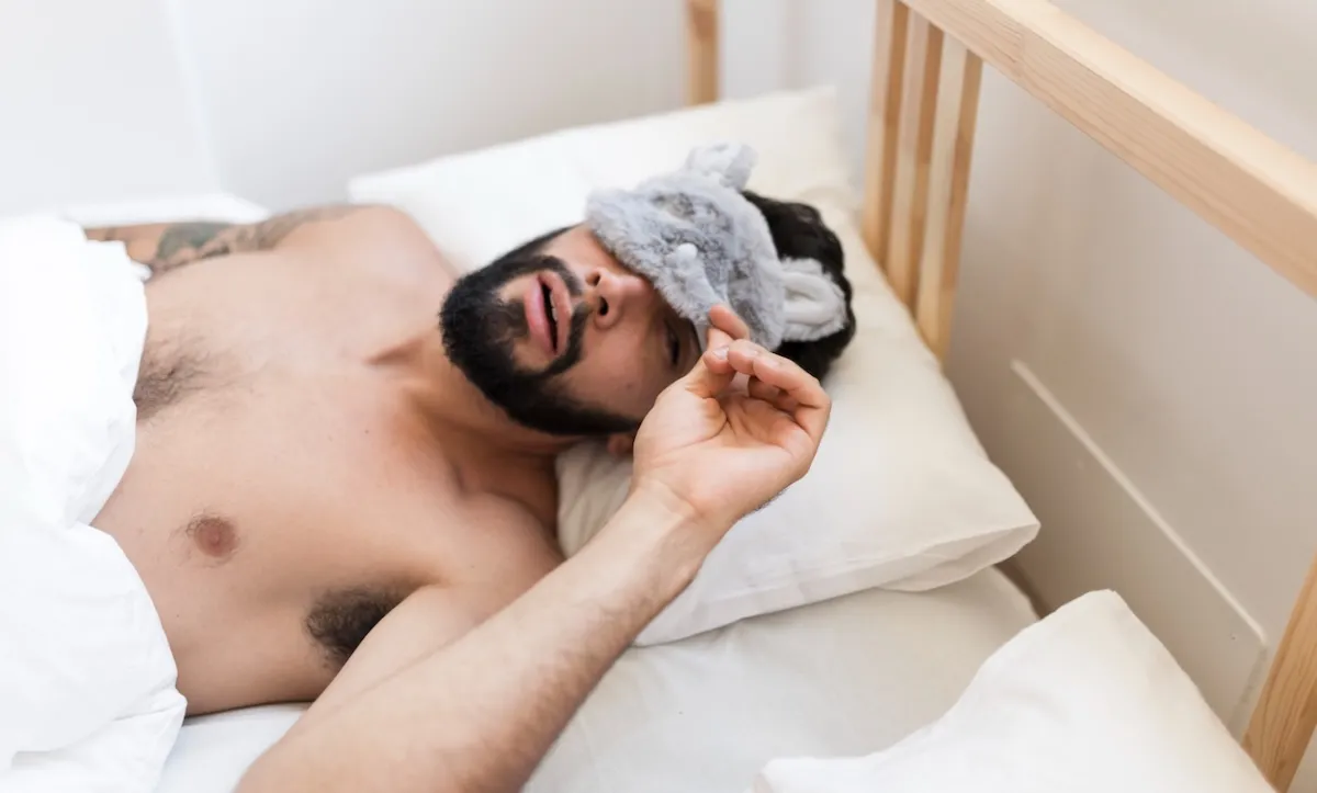 муж спит муж спит