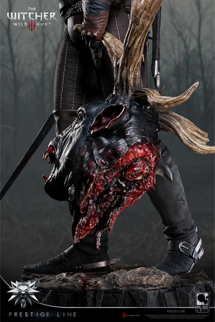 Статуя Геральта