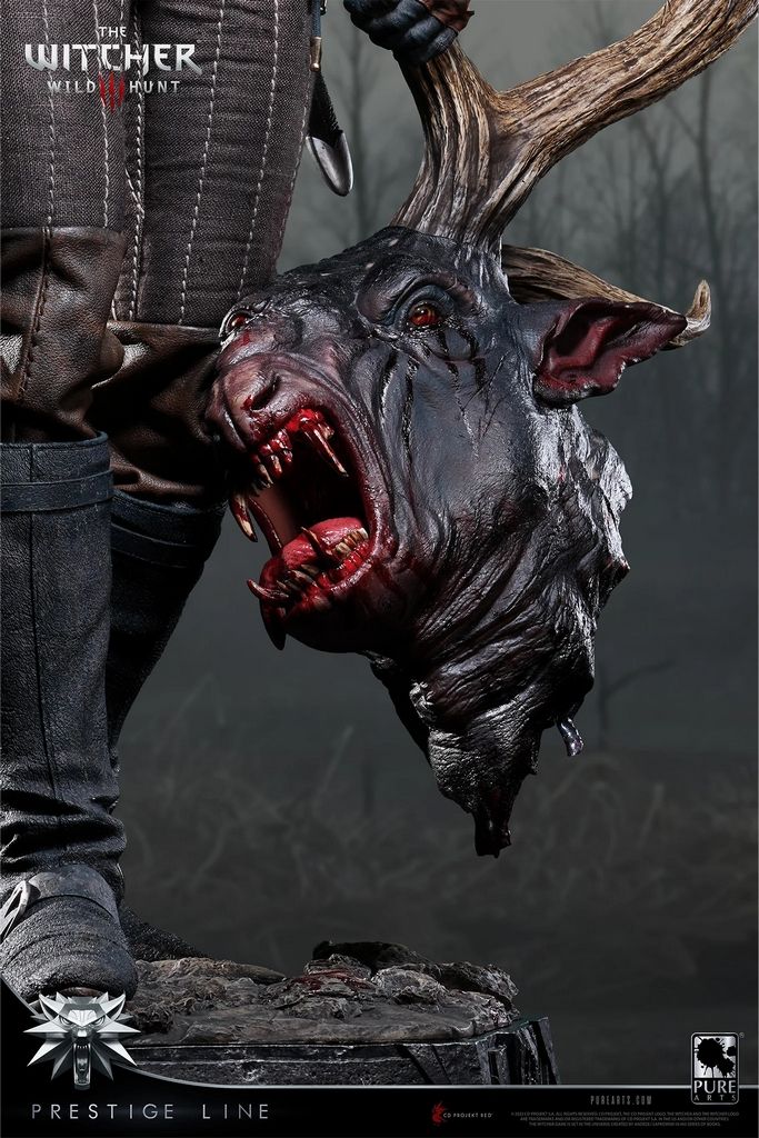 Статуя Геральта