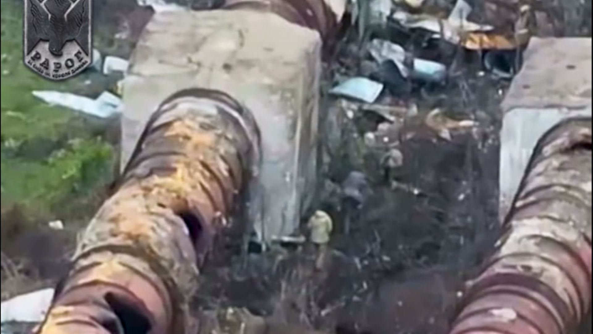 В Часовом Яру россияне прячутся в трубах канала Северский Донец - Донбасс - видео - 24 Канал В Часовом Яру россияне прячутся в трубах канала Северский Донец - Донбасс - видео - 24 Канал