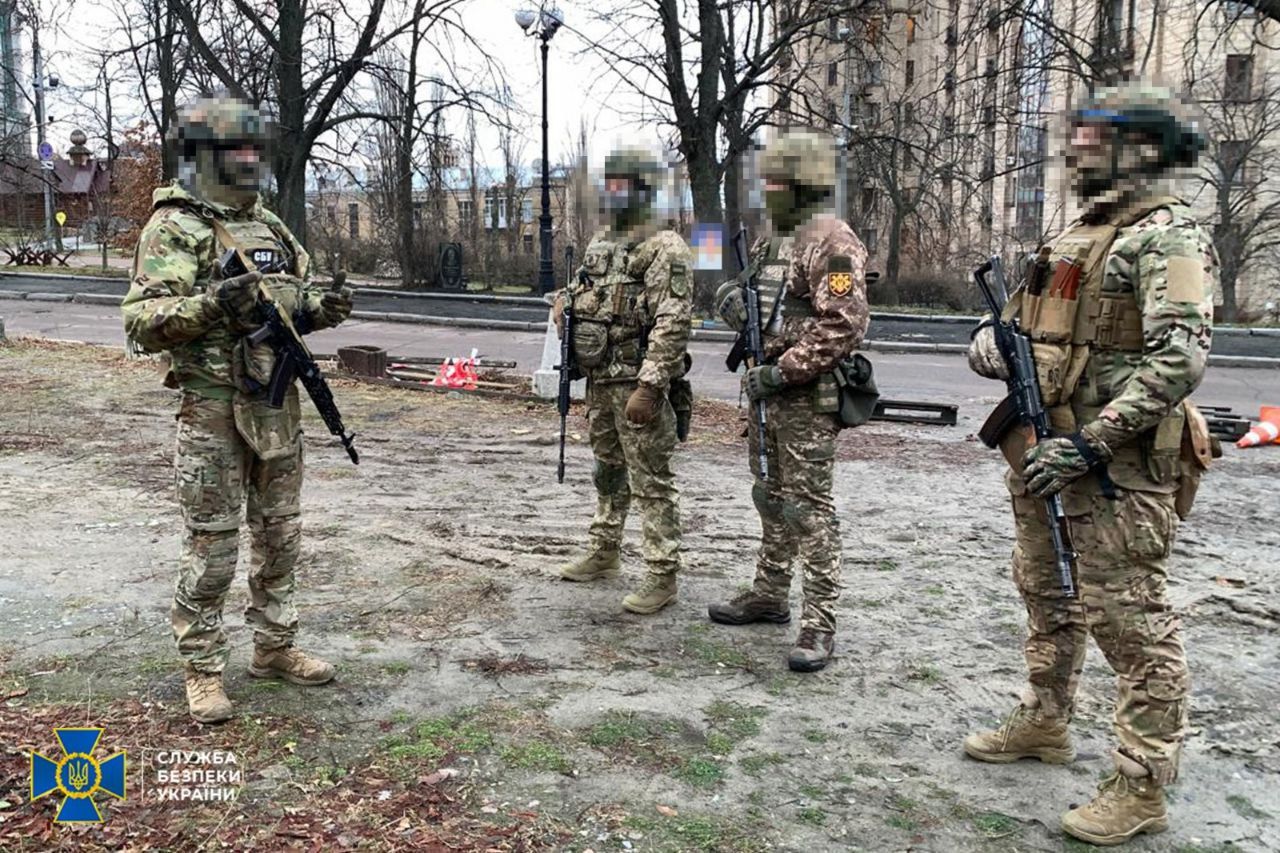 1 ❗️СБУ проводит мероприятия по безопасности в правительственном квартале Киева - 24 Канал