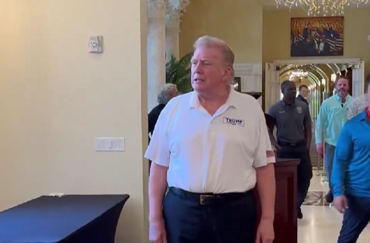 Американці обговорюють "нову зачіску" Трампа Американці обговорюють "нову зачіску" Трампа