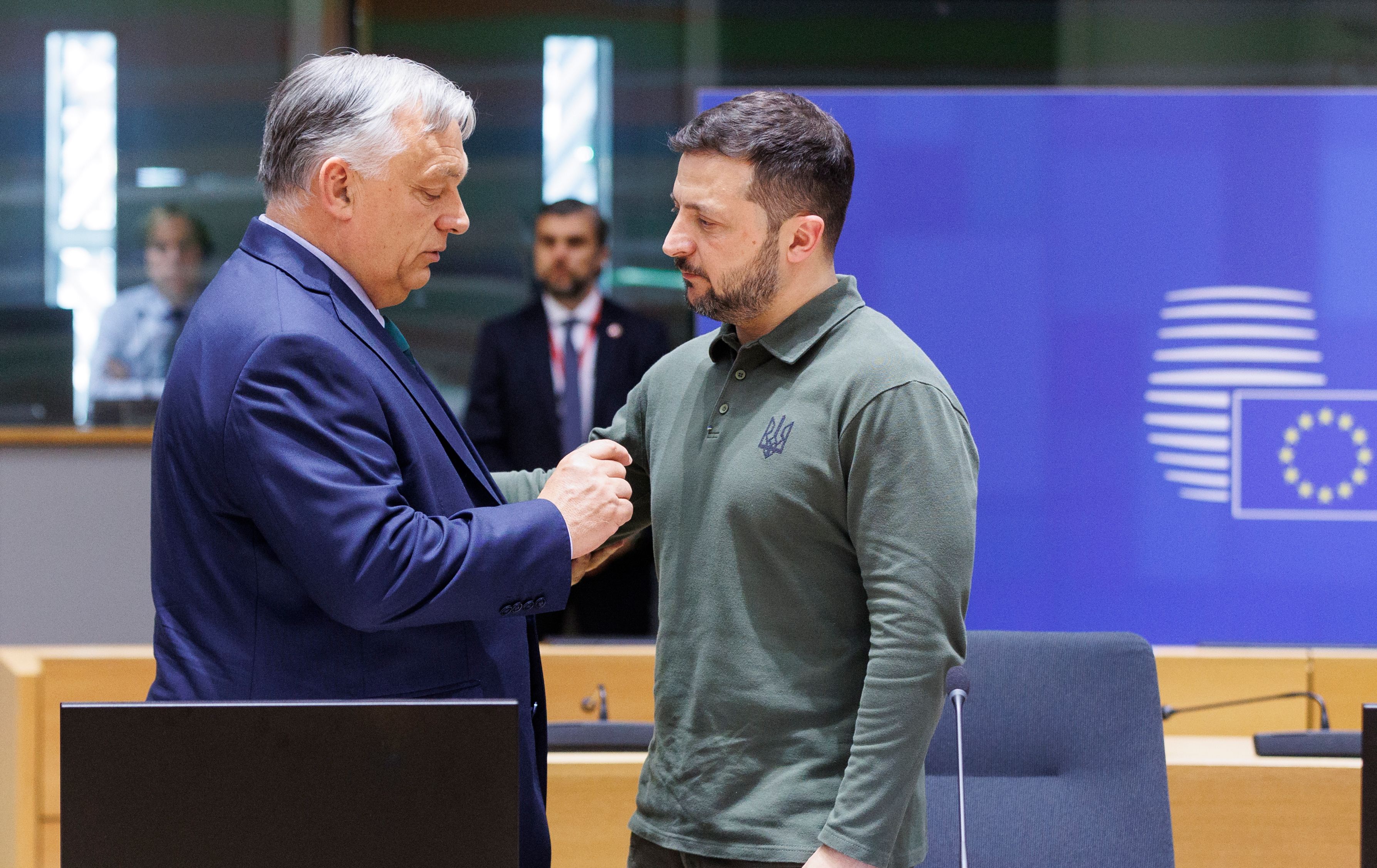 Орбан заявив, що пропозиція про перемир'я вже "лежить на столі": що кажуть на це в ОП - 24 Канал Орбан заявив, що пропозиція про перемир'я вже "лежить на столі": що кажуть на це в ОП - 24 Канал